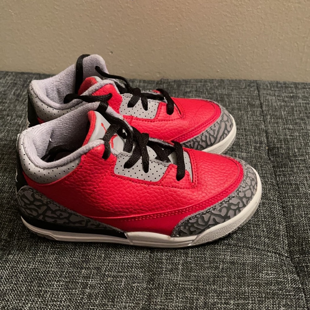 Jordan 3 - Picture 4 of 4